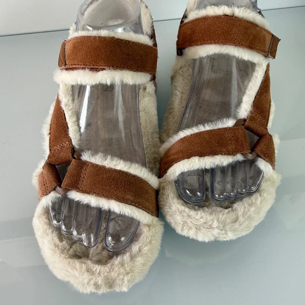 Vionic Viva Sandals Womens 6 Toffee Brown Suede Faux‎ Fur Strappy Orthotic 11298